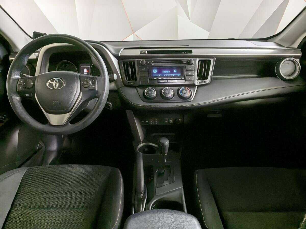 Toyota RAV4 2016 года с пробегом. Фото: #8