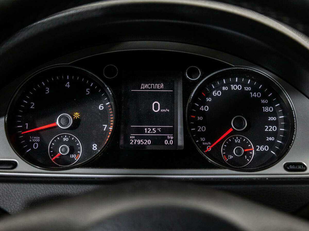 Volkswagen Passat 2012 года с пробегом. Фото: #11