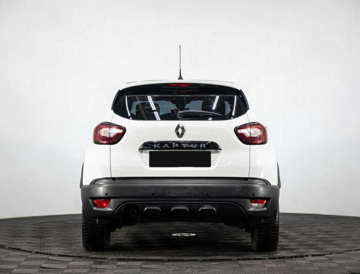 Renault Kaptur 2018 года с пробегом. Фото: #4