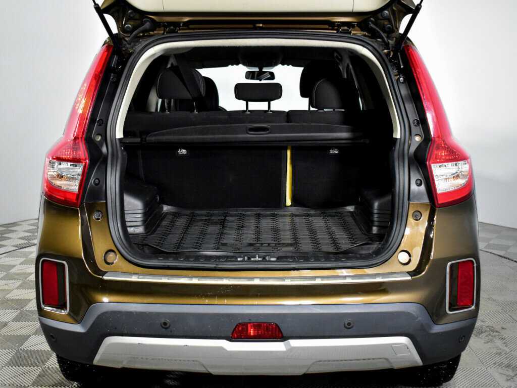 Geely Emgrand X7 2019 года с пробегом. Фото: #16