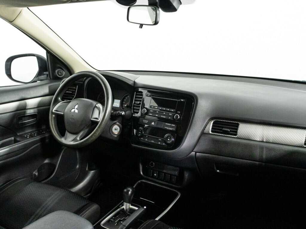 Mitsubishi Outlander 2018 года с пробегом. Фото: #7