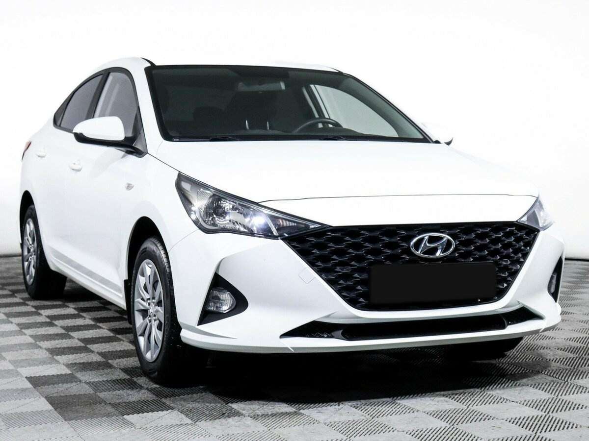 Hyundai Solaris 2021 года с пробегом. Фото: #2