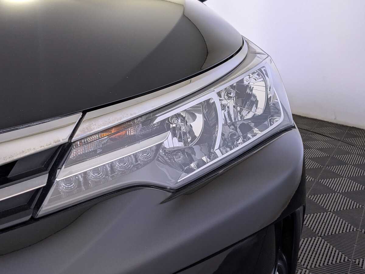 Toyota Corolla 2017 года с пробегом. Фото: #10
