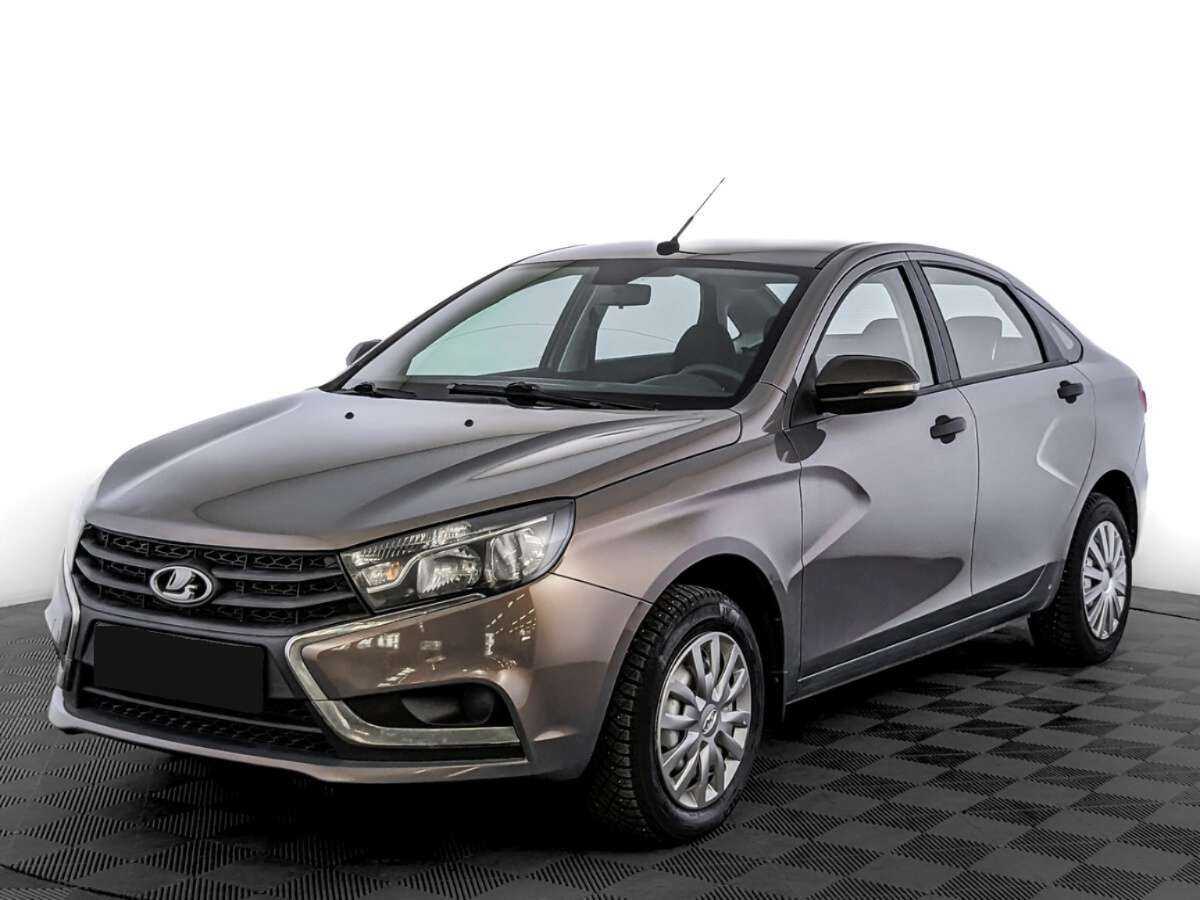 Lada (ВАЗ) Vesta 2018 года с пробегом. Посмотреть фото