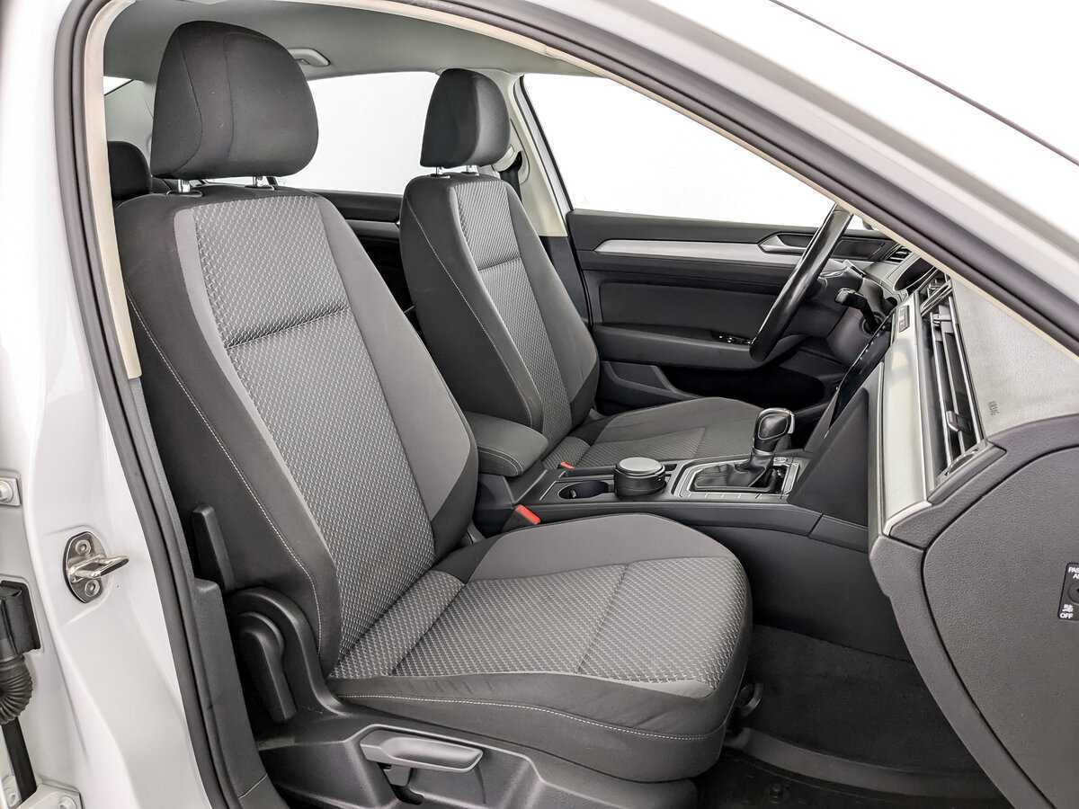 Volkswagen Passat 2016 года с пробегом. Фото: #20