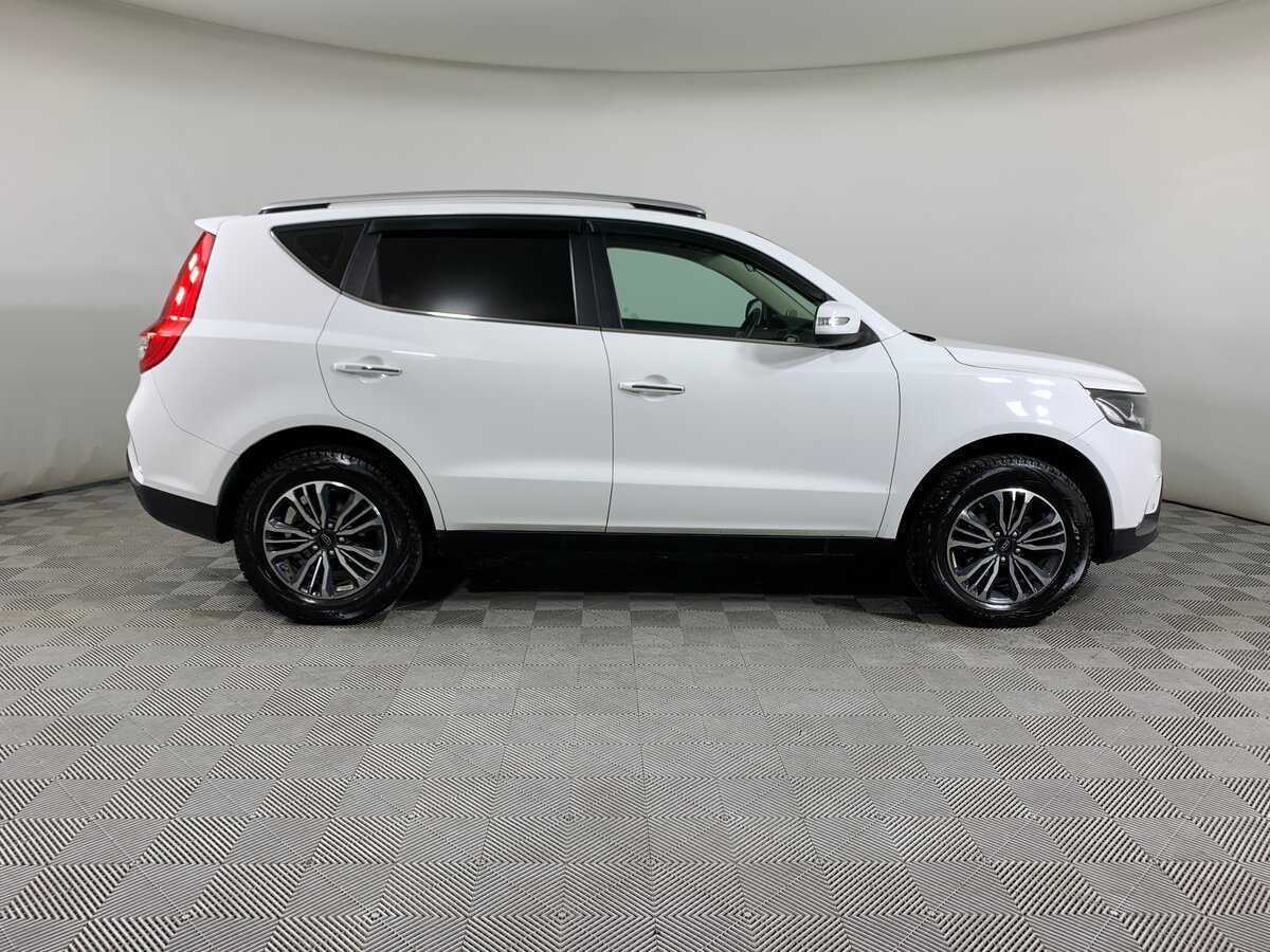 Geely Emgrand X7 2020 года с пробегом. Фото: #3