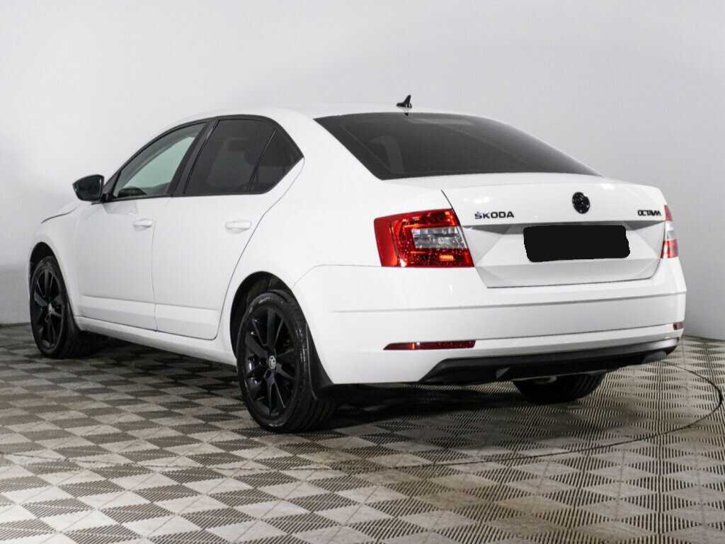 Skoda Octavia 2018 года с пробегом. Фото: #6