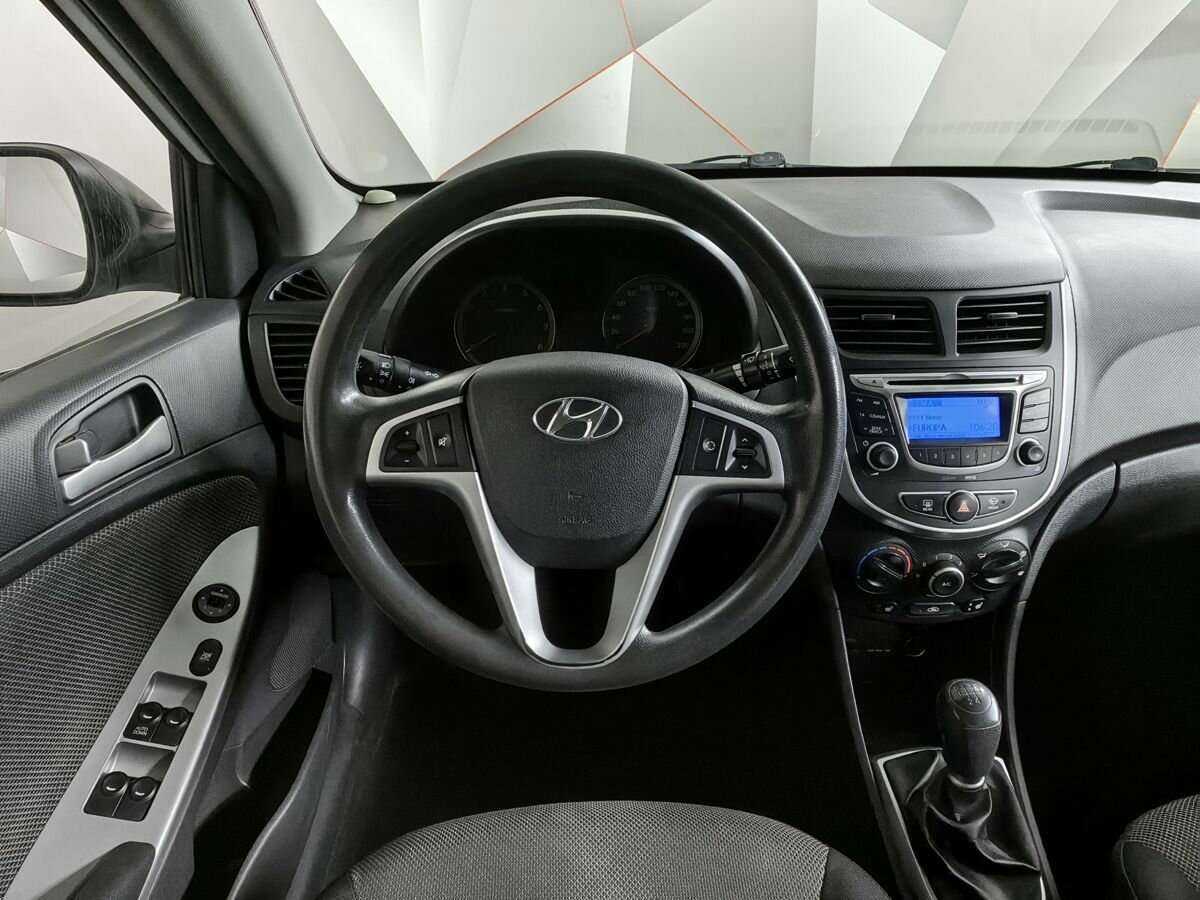 Hyundai Solaris 2013 года с пробегом. Фото: #14