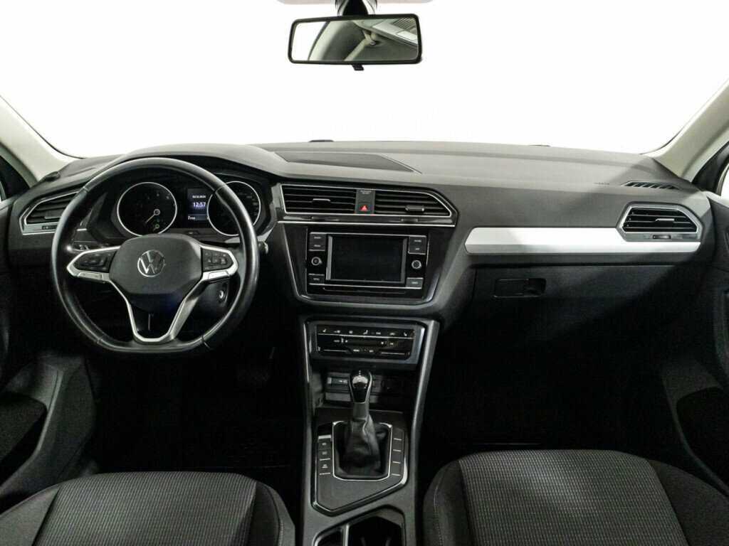 Volkswagen Tiguan 2021 года с пробегом. Фото: #12