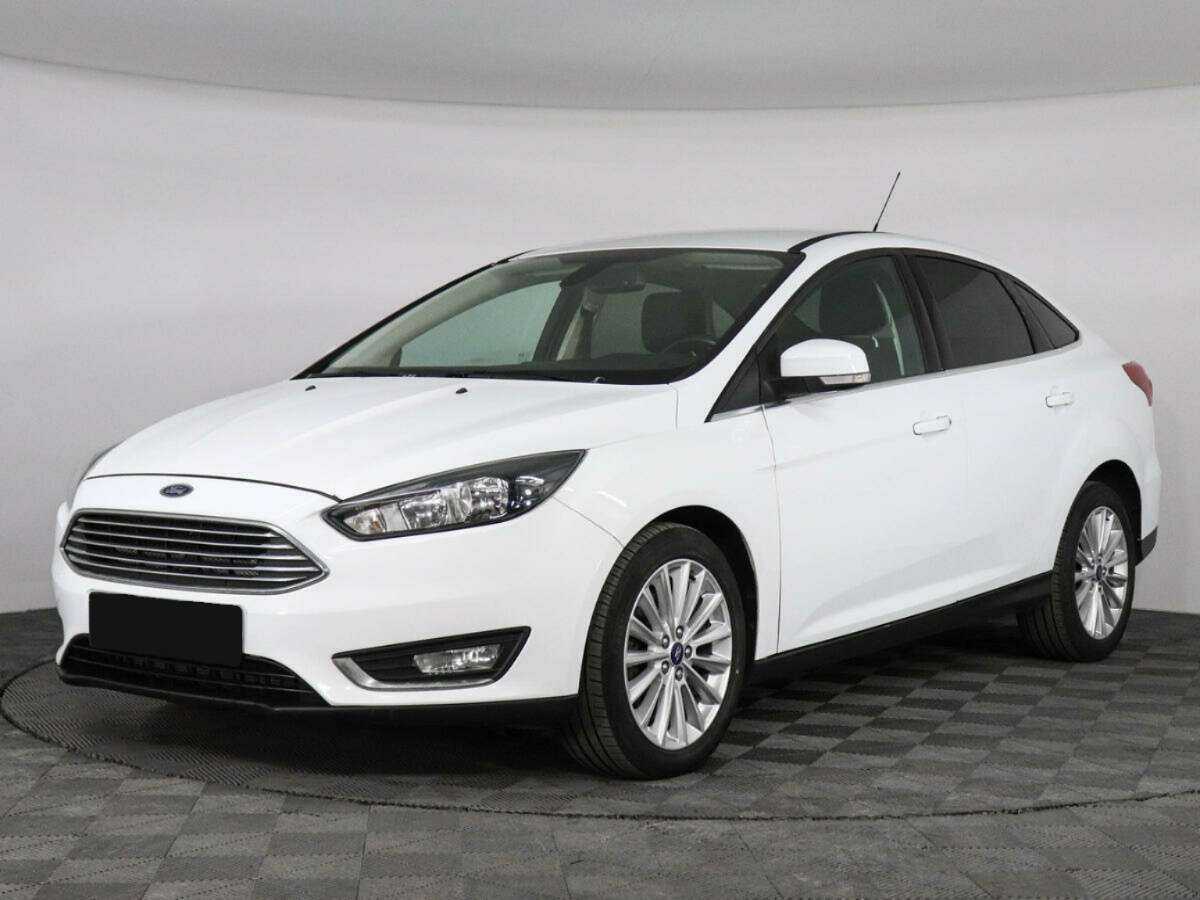 Ford Focus 2015 года с пробегом. Посмотреть фото