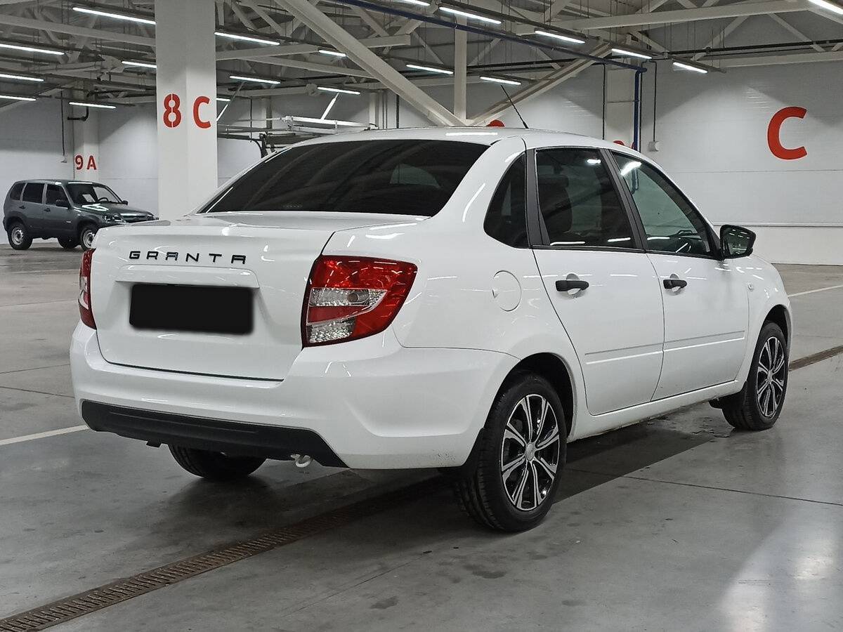 Lada (ВАЗ) Granta 2021 года с пробегом. Фото: #4