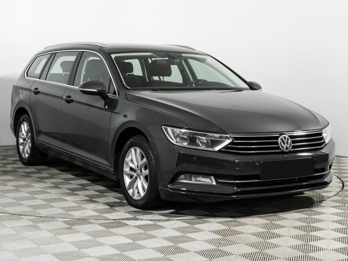 Volkswagen Passat 2019 года с пробегом. Фото: #2