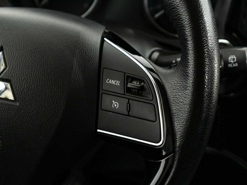 Mitsubishi Outlander 2018 года с пробегом. Фото: #18