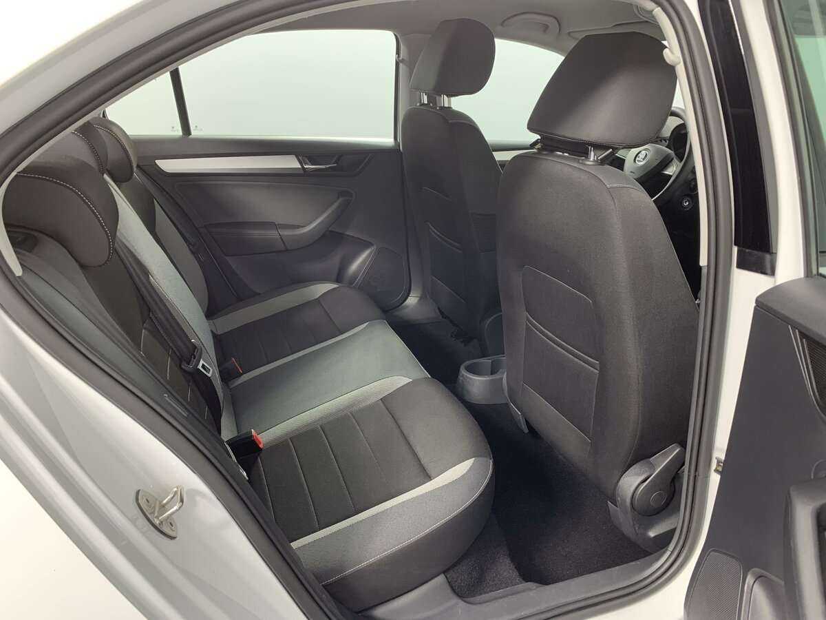 Skoda Rapid 2019 года с пробегом. Фото: #15