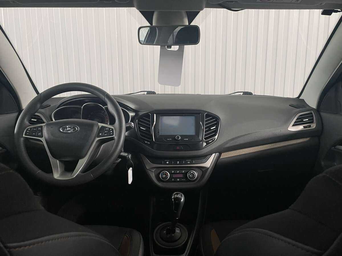 Lada (ВАЗ) Vesta 2018 года с пробегом. Фото: #8