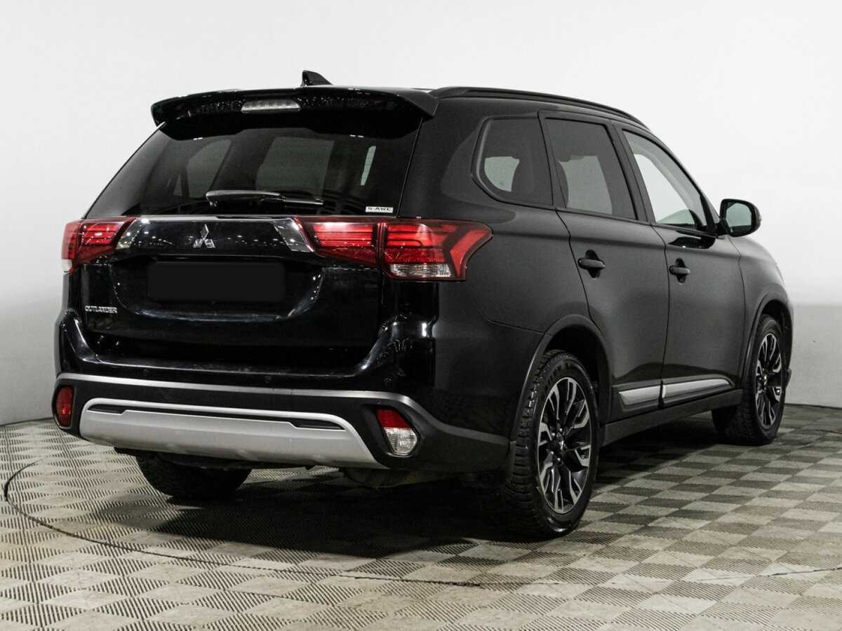 Mitsubishi Outlander 2021 года с пробегом. Фото: #4