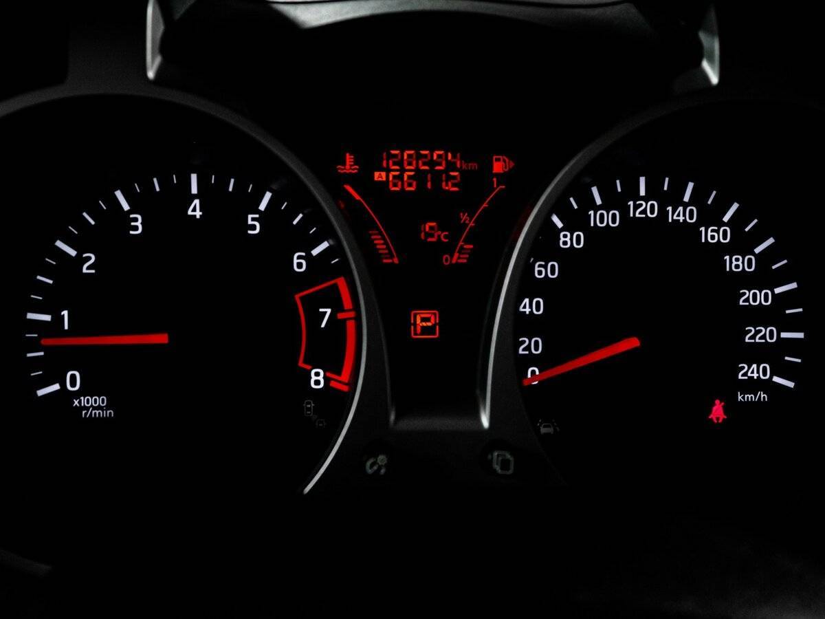 Nissan Juke 2014 года с пробегом. Фото: #10