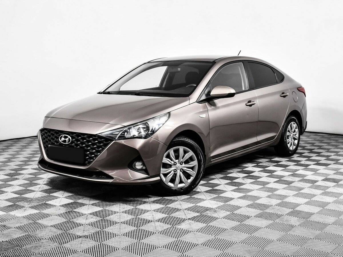 Hyundai Solaris 2020 года с пробегом. Посмотреть фото