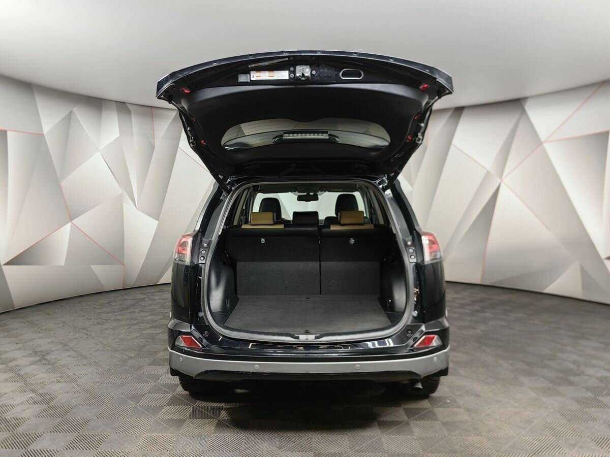 Toyota RAV4 2017 года с пробегом. Фото: #15