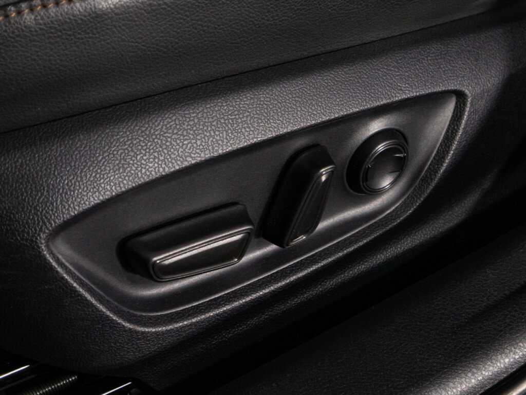 Toyota Camry 2019 года с пробегом. Фото: #14