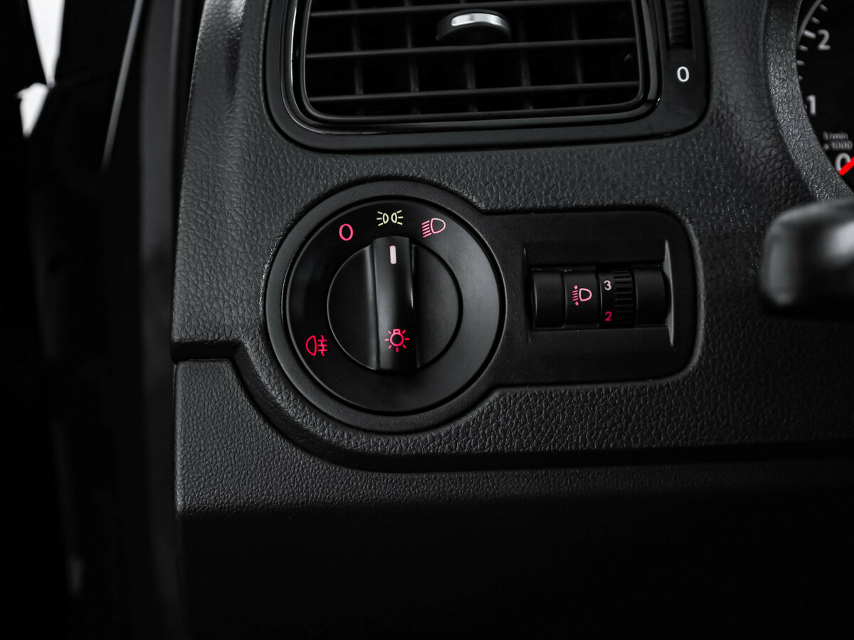 Volkswagen Polo 2018 года с пробегом. Фото: #13