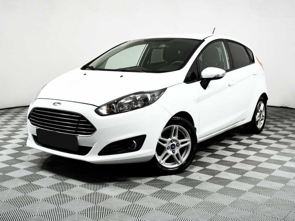 Ford Fiesta 2016 года с пробегом. Посмотреть фото