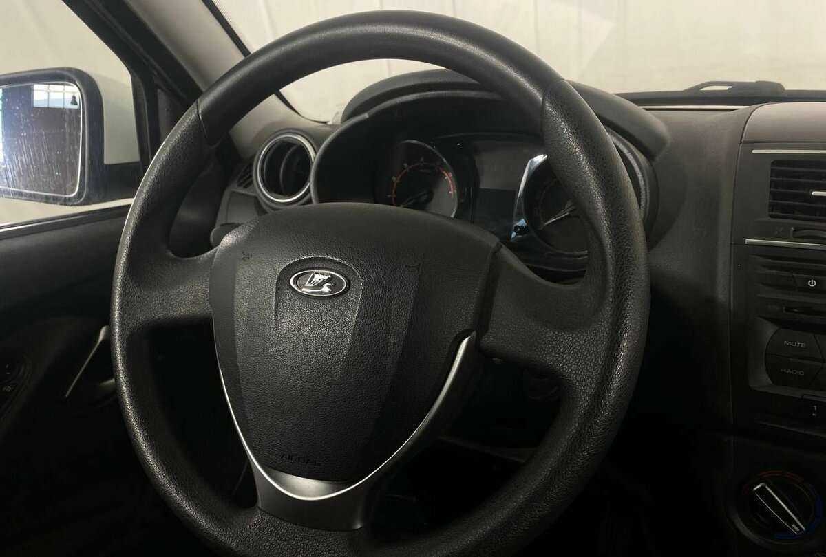 Lada (ВАЗ) Granta 2019 года с пробегом. Фото: #8