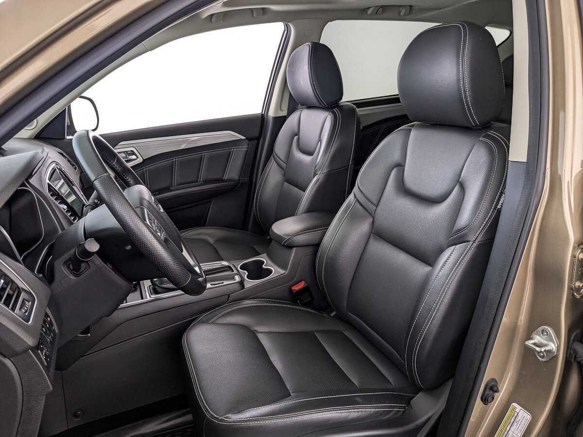 Geely Emgrand X7 2019 года с пробегом. Фото: #19