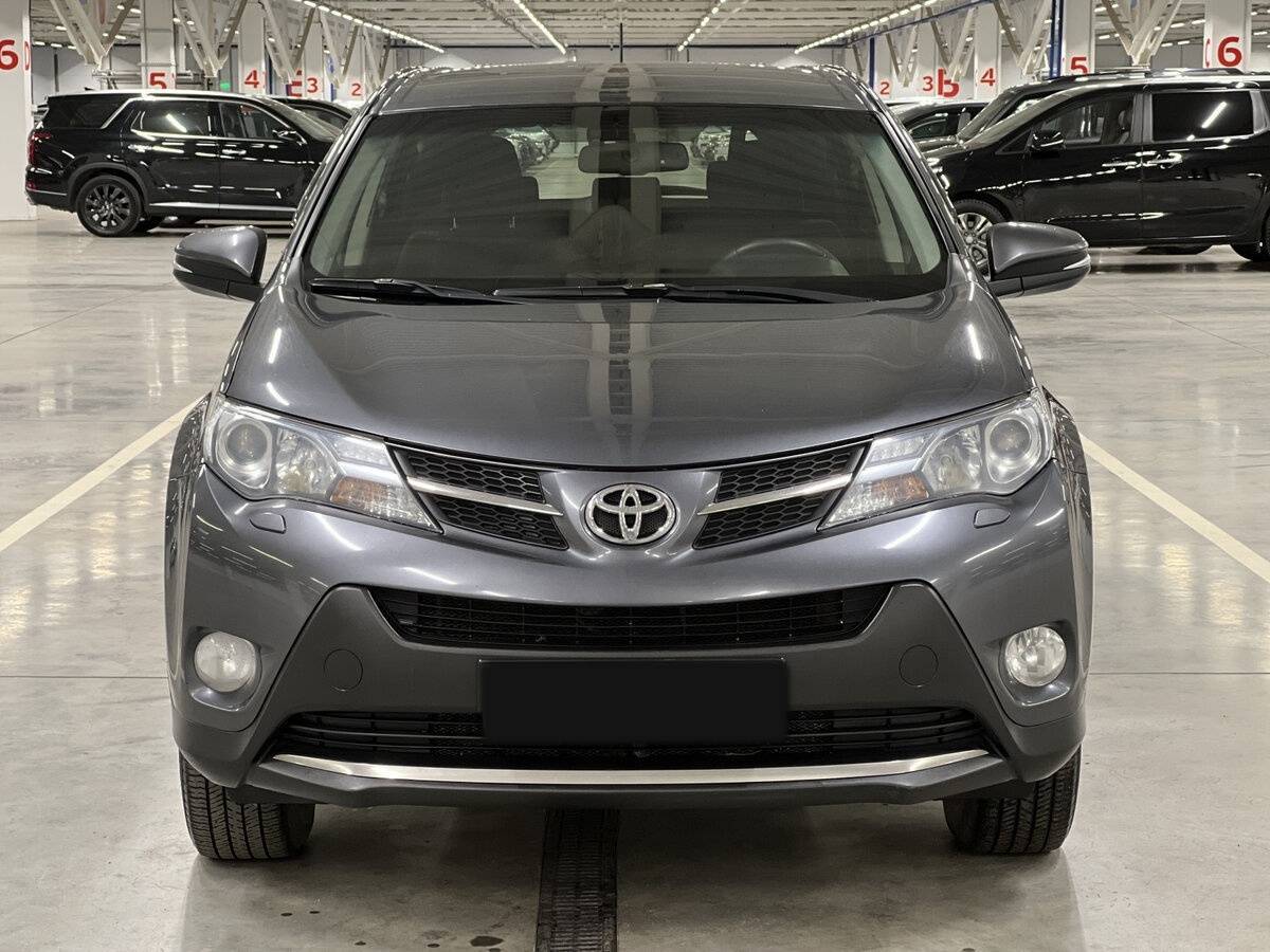 Toyota RAV4 2013 года с пробегом. Фото: #1