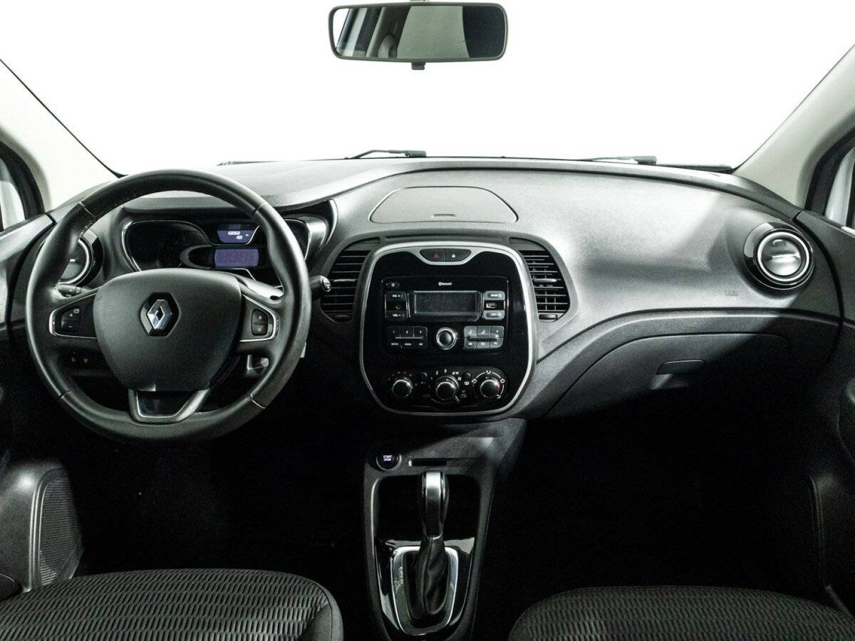 Renault Kaptur 2017 года с пробегом. Фото: #12