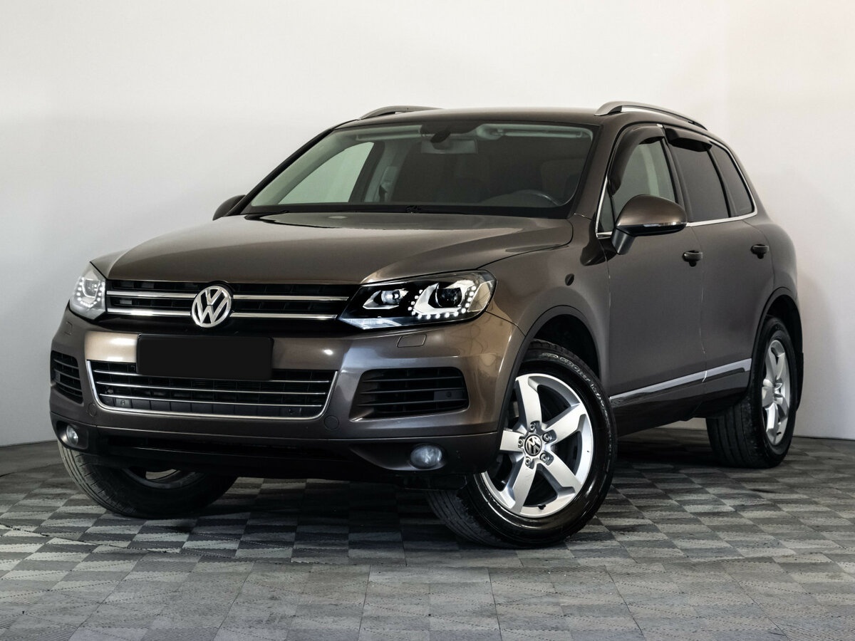 Volkswagen Touareg 2012 года с пробегом. Посмотреть фото