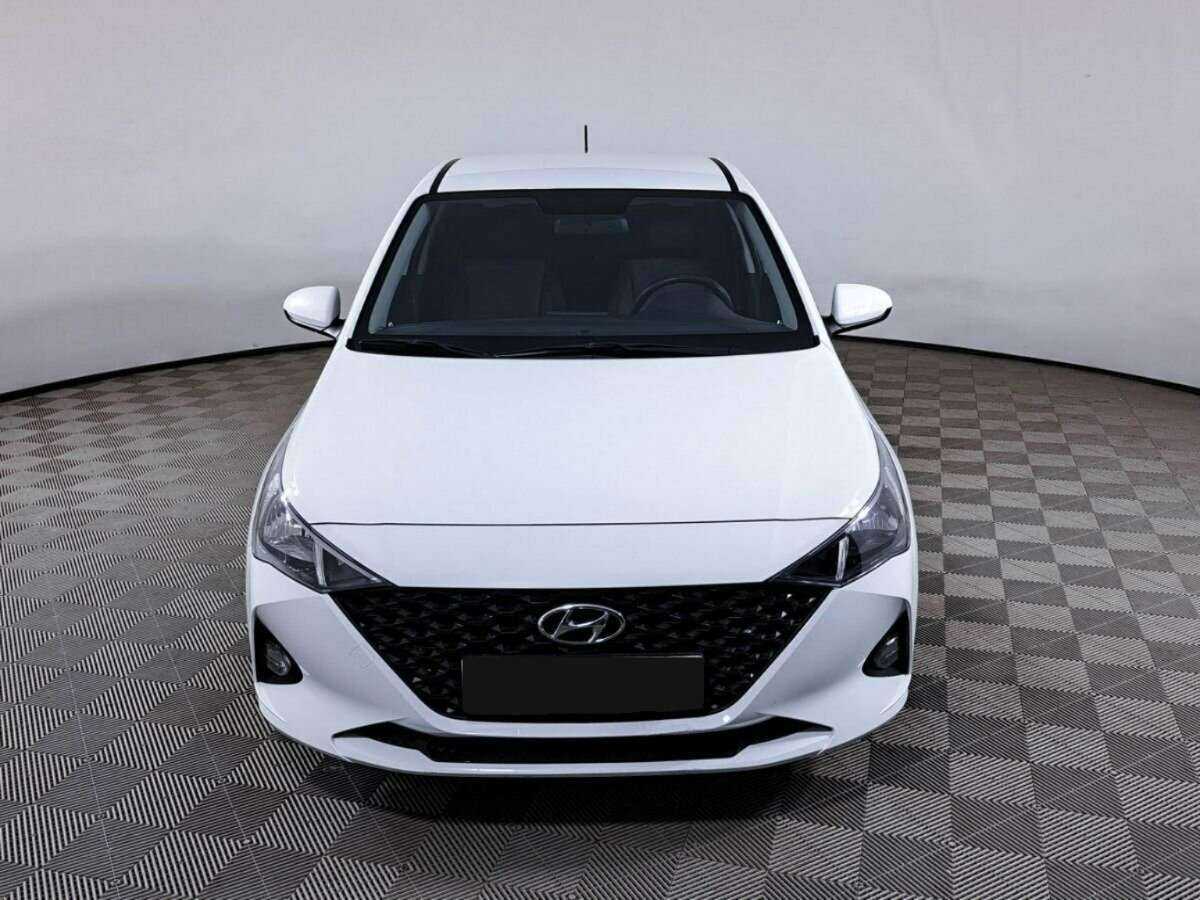 Hyundai Solaris 2021 года с пробегом. Фото: #0