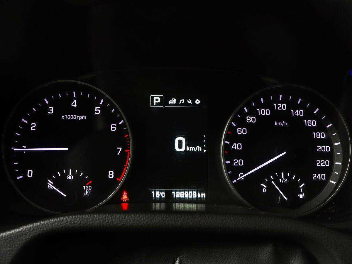 Hyundai Elantra 2018 года с пробегом. Фото: #10