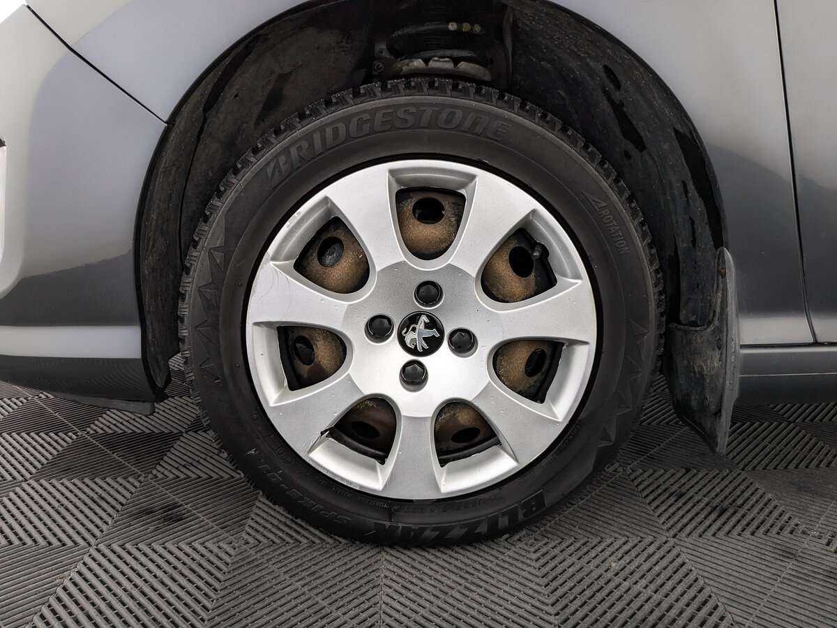 Peugeot 408 2013 года с пробегом. Фото: #11