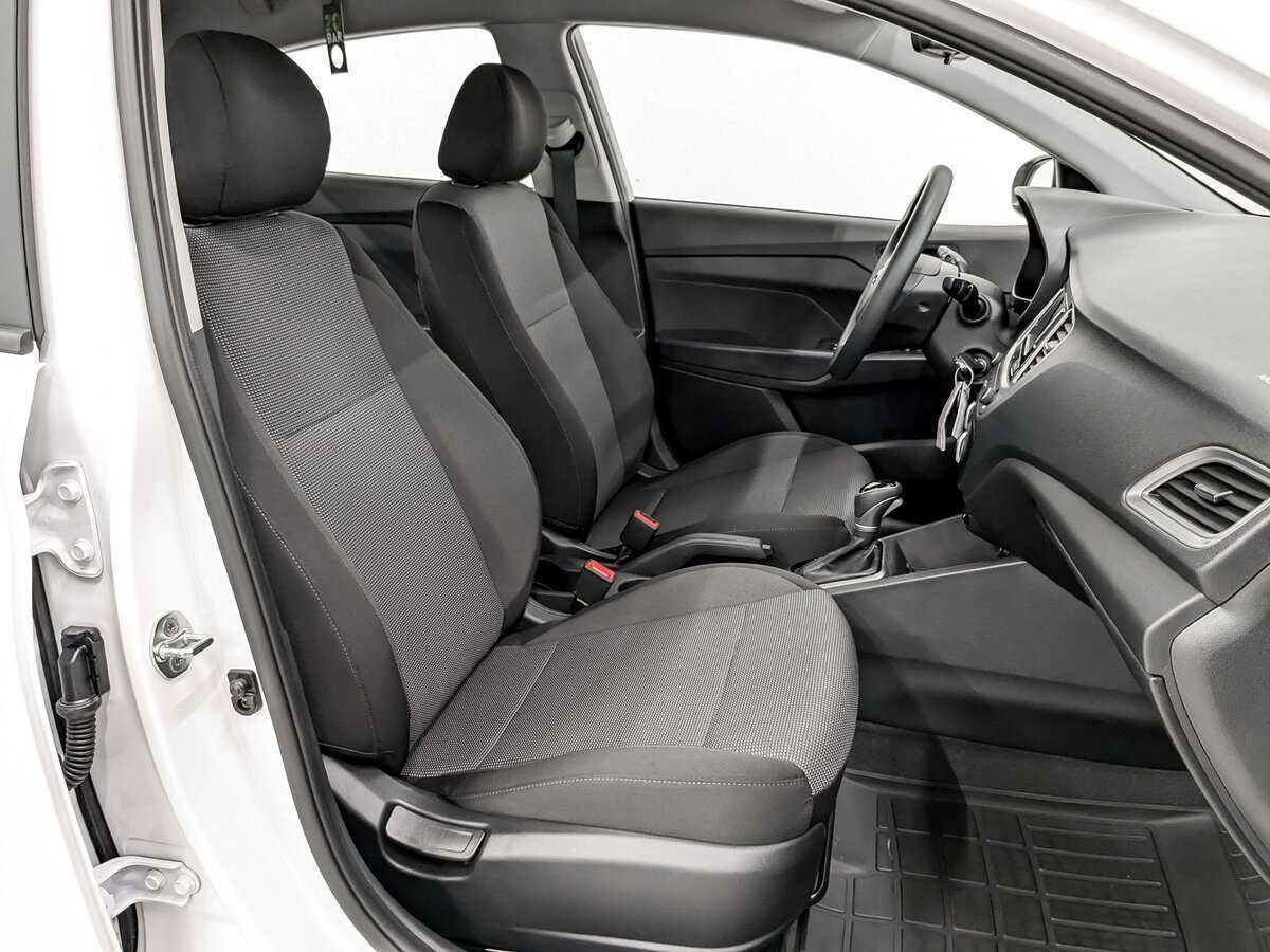 Hyundai Solaris 2021 года с пробегом. Фото: #20