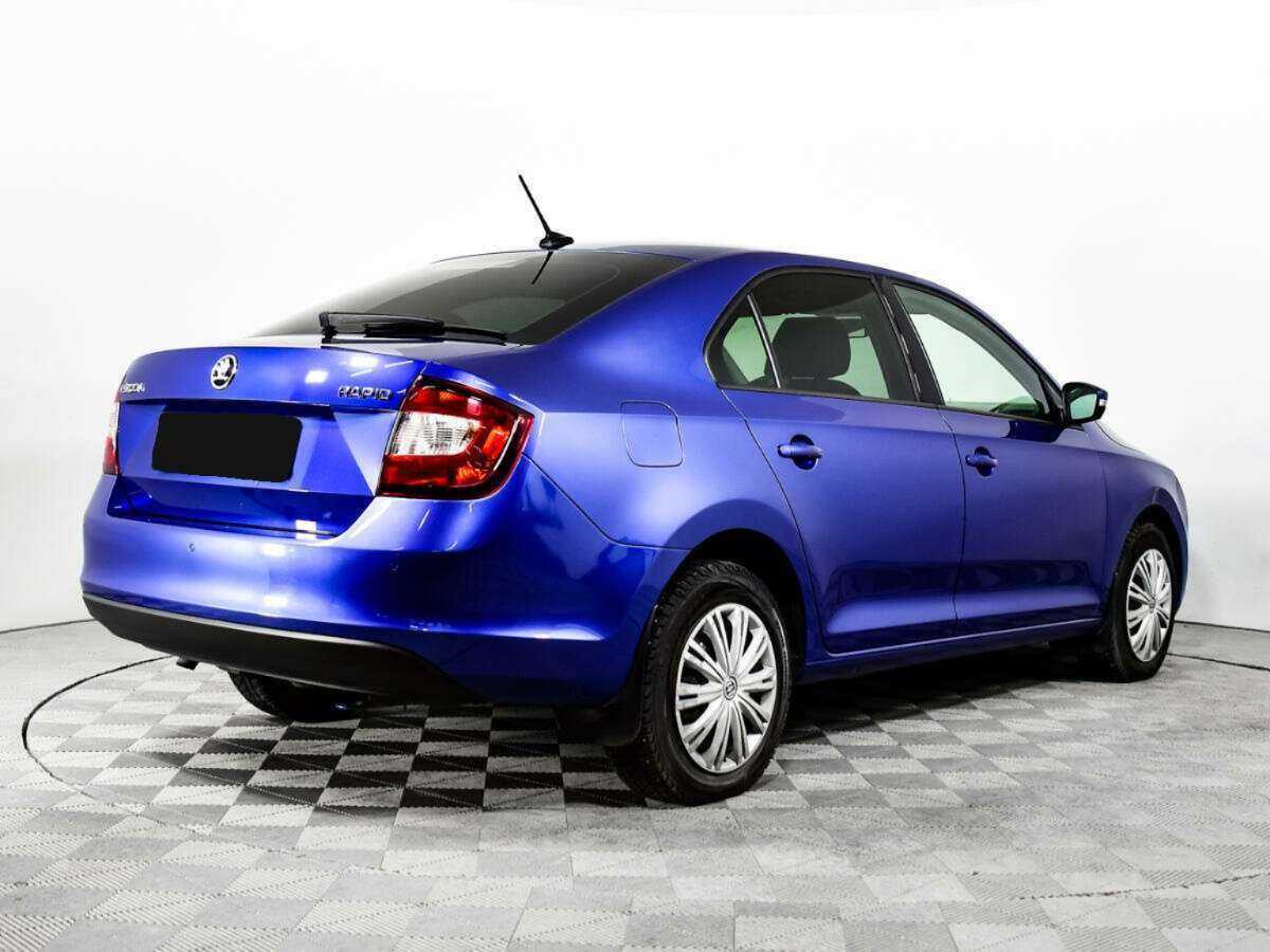 Skoda Rapid 2018 года с пробегом. Фото: #4