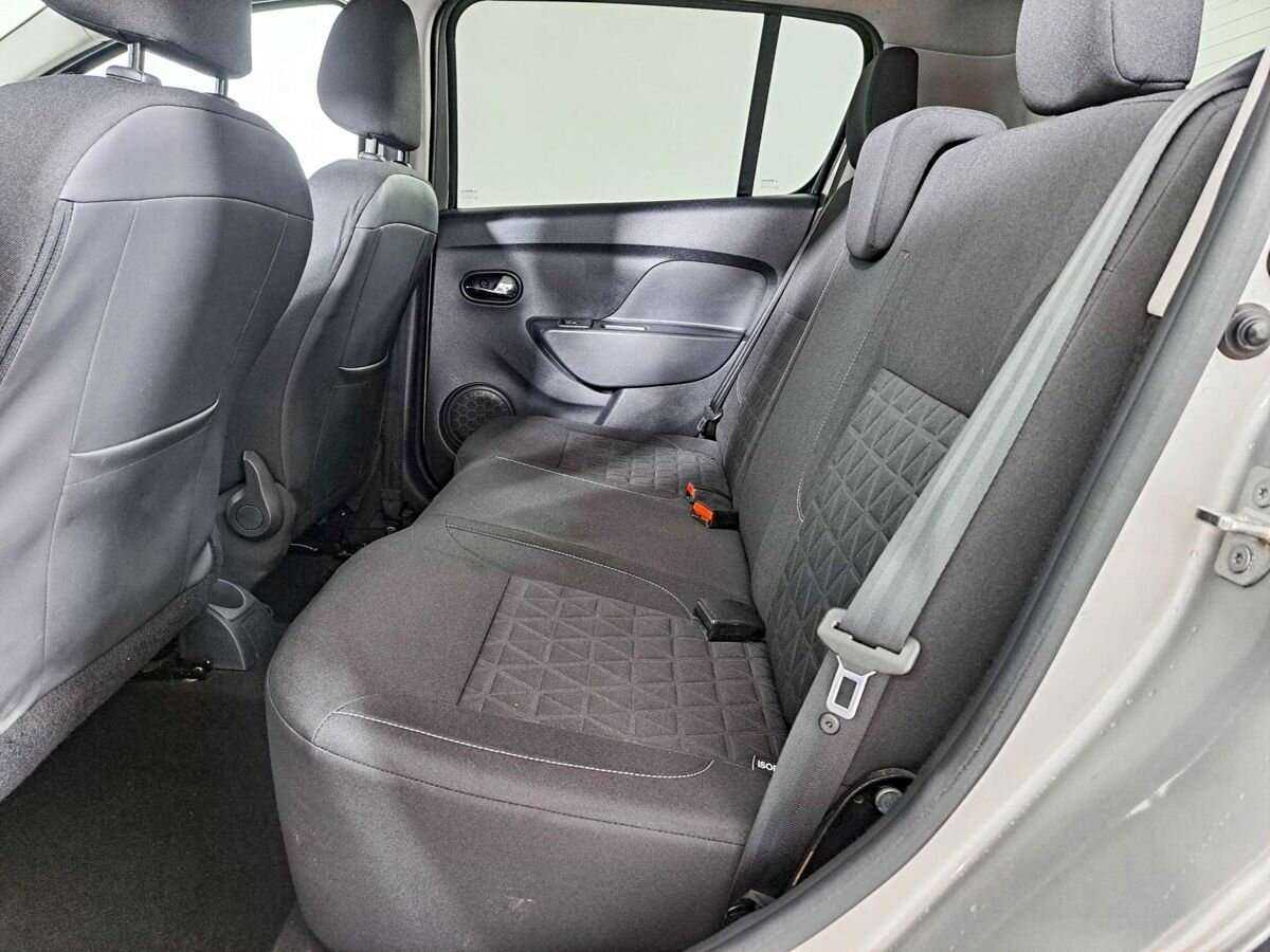 Renault Sandero 2017 года с пробегом. Фото: #9
