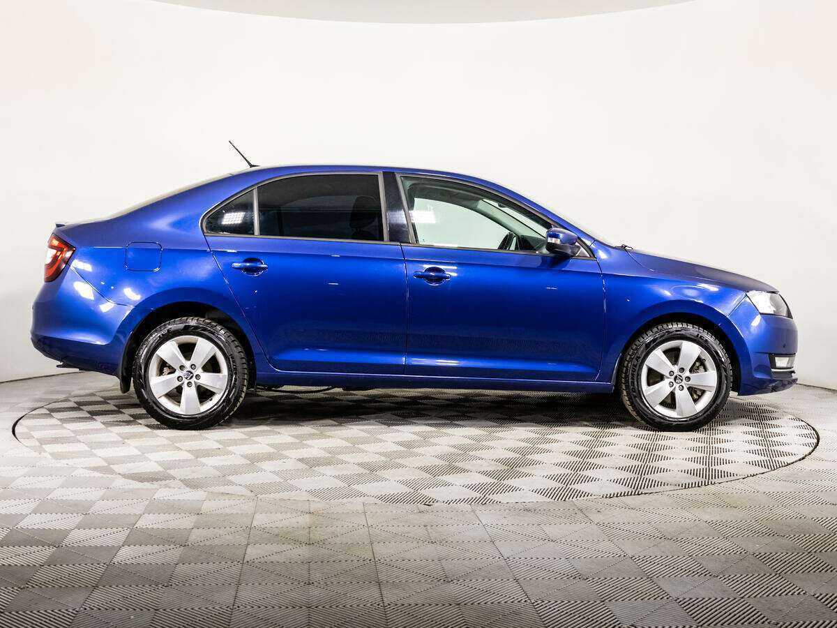 Skoda Rapid 2017 года с пробегом. Фото: #3