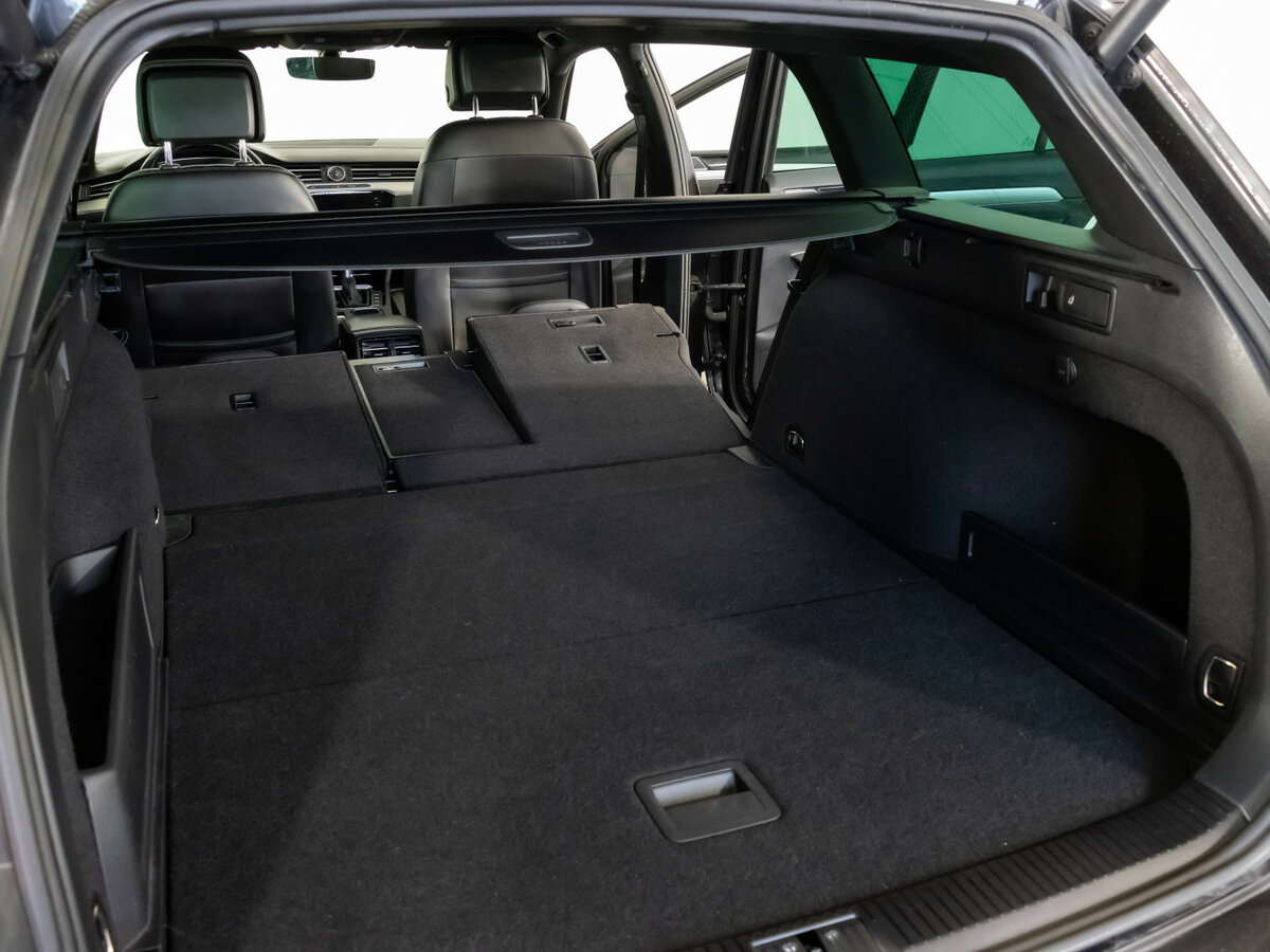 Volkswagen Passat 2018 года с пробегом. Фото: #28