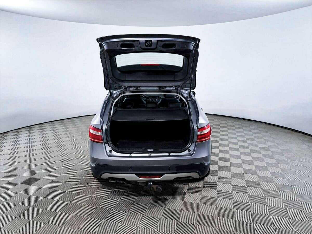 Lada (ВАЗ) Vesta 2017 года с пробегом. Фото: #9