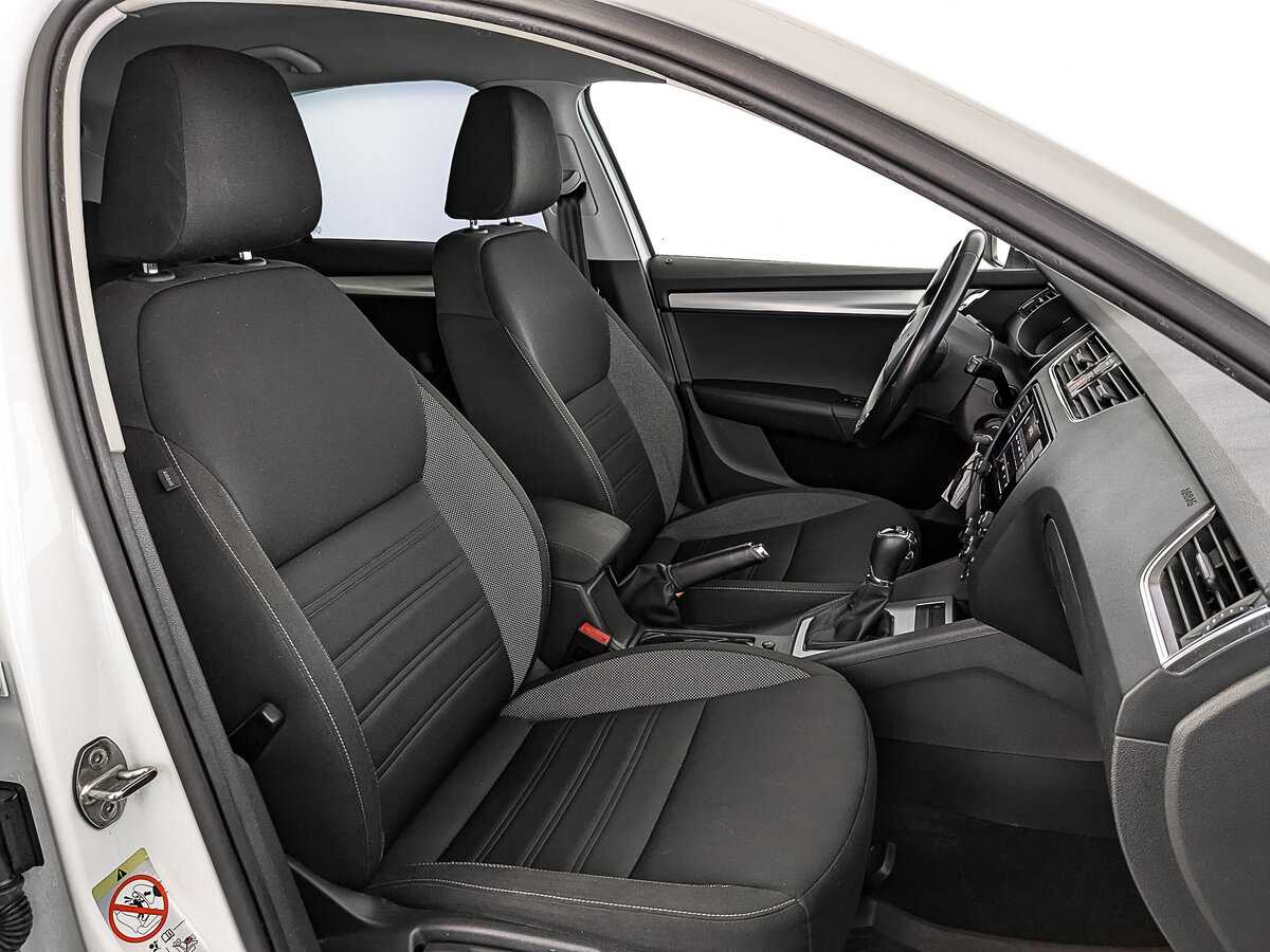 Skoda Octavia 2020 года с пробегом. Фото: #20