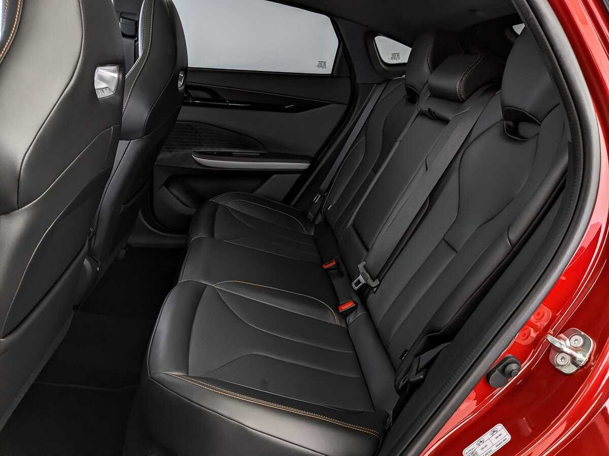 Changan UNI-V 2024 года с пробегом. Фото: #17