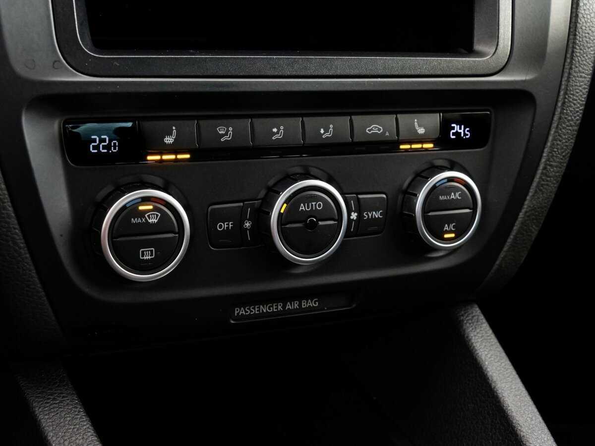 Volkswagen Jetta 2012 года с пробегом. Фото: #13