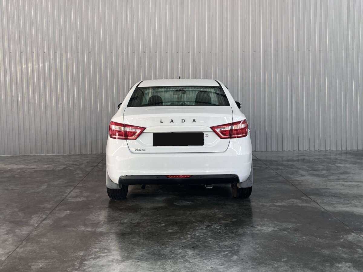 Lada (ВАЗ) Vesta 2017 года с пробегом. Фото: #5