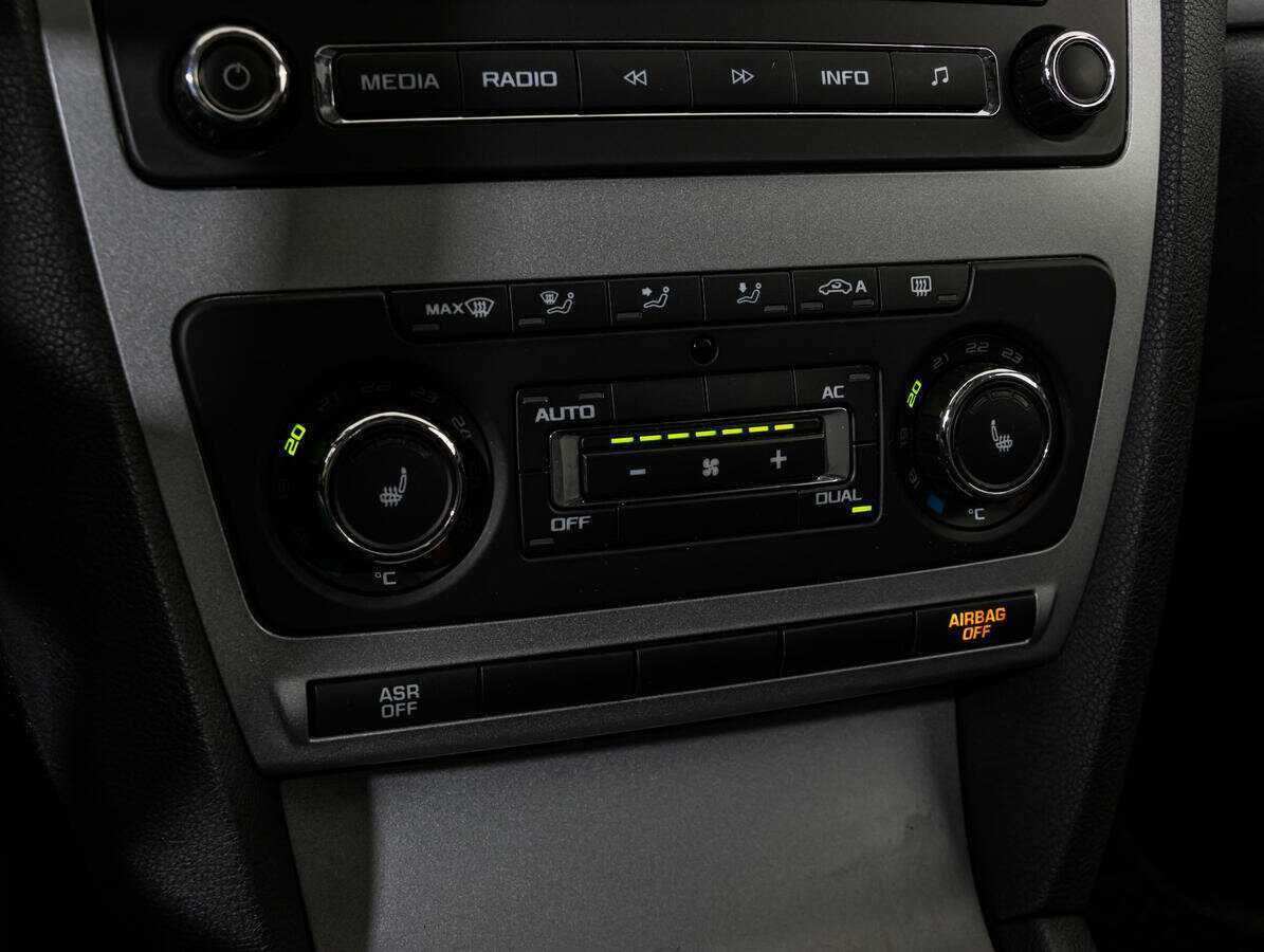 Skoda Octavia 2013 года с пробегом. Фото: #10