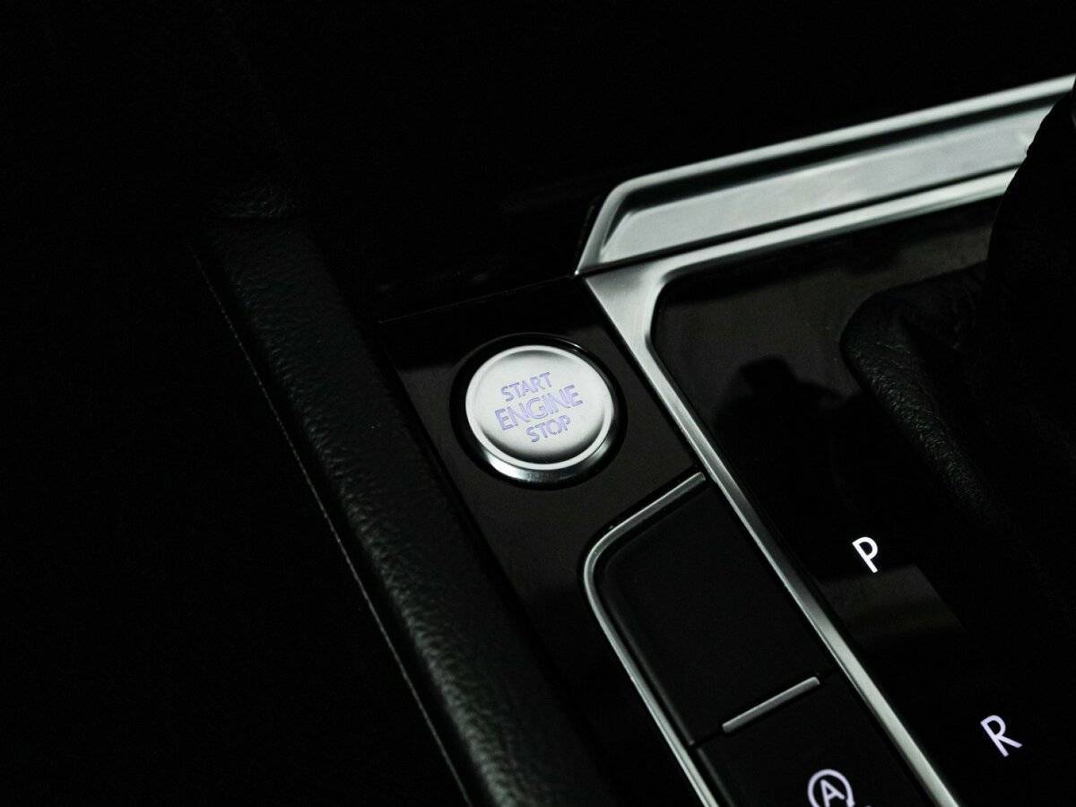 Volkswagen Passat 2016 года с пробегом. Фото: #18