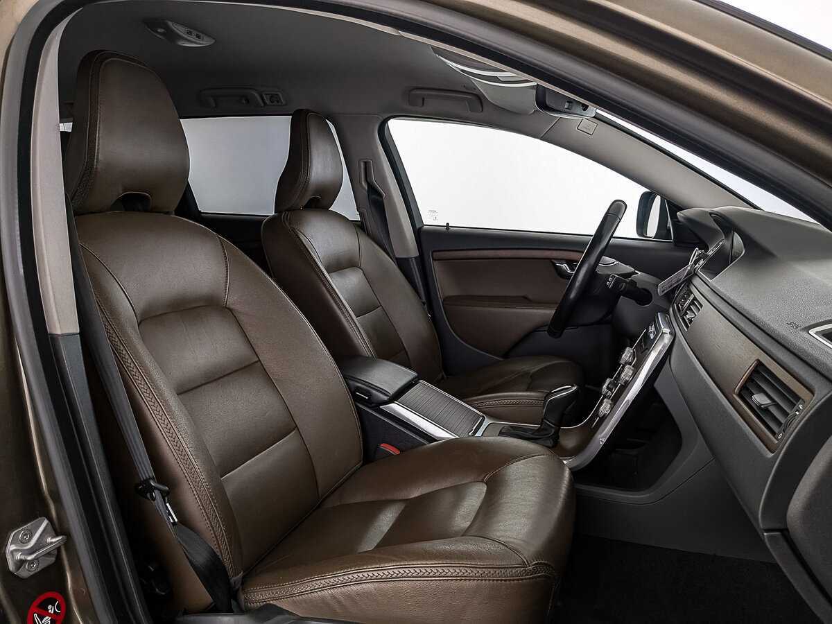 Volvo XC70 2015 года с пробегом. Фото: #23