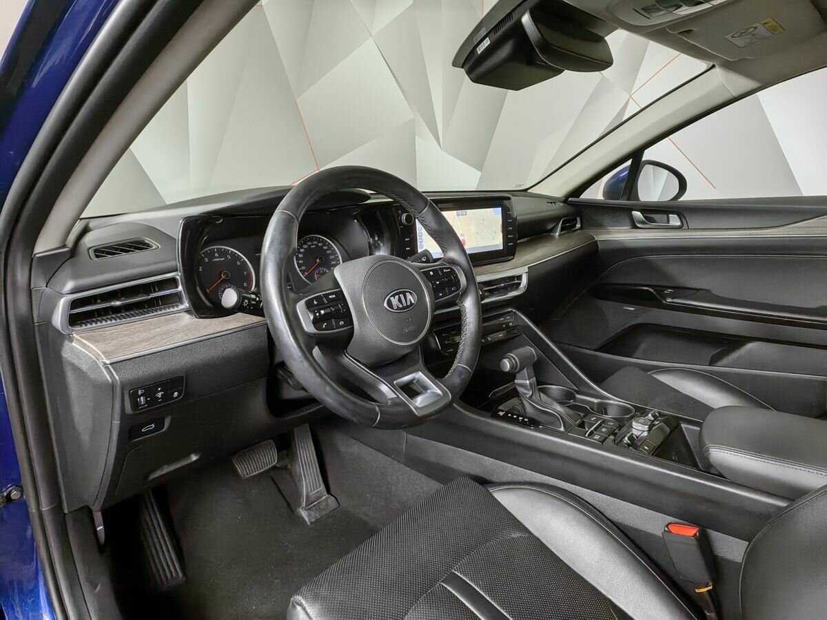 Kia K5 2021 года с пробегом. Фото: #11