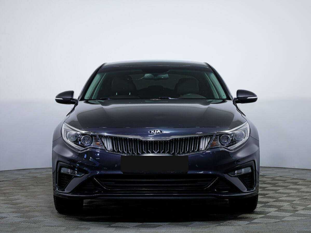 Kia Optima 2018 года с пробегом. Посмотреть фото