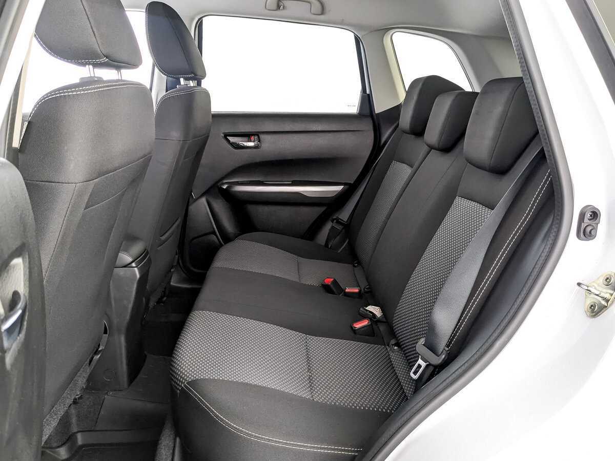 Suzuki Vitara 2020 года с пробегом. Фото: #9